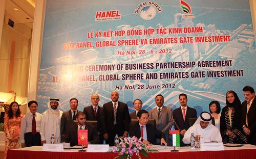 Lễ ký kết hợp đồng hợp tác giữa Global Sphere, Công ty Hanel với Emirates Gate Investment<i> - Ảnh: Global Sphere</i>.<br>