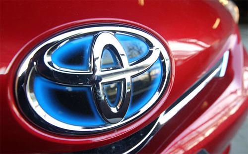 Những động thái gần đây của Toyota cho thấy, hãng đang mạnh tay chi tiền - Ảnh: Bloomberg. 