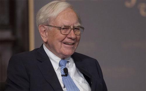 Buffett ca ngợi ông Bernanke khi vào năm 2009, Chủ tịch FED đã phát 
tín hiệu rằng, ông sẽ làm bất kỳ điều gì cần thiết để bình ổn thị 
trường - Ảnh: Bloomberg.<br>