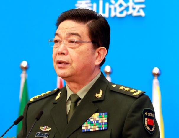 Bộ trưởng Bộ Quốc phòng Trung Quốc Chang Wanquan phát biểu tại Diễn đàn Xiangshan ngày 11/10 - Ảnh: Reuters.<br>
