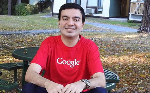  Sanmay Ved, một sinh viên của trường Babson College ở bang 
Massachusetts của Mỹ, tình cờ trở thành chủ nhân của tên miền Google.com.