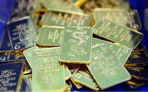 Theo số liệu của Hội đồng Vàng Thế giới (WGC), Việt Nam tiêu thụ 77 tấn 
vàng trong năm 2012, so với mức tiêu thụ 864,2 tấn của Ấn Độ và 80,9 tấn
 của Thái Lan. 