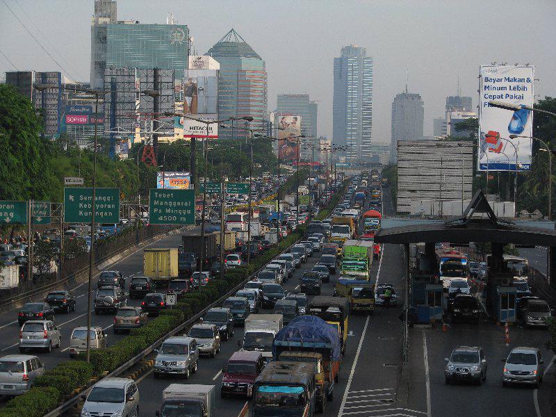 Đường phố ở thủ đô Jakarta, Indonesia.<br>