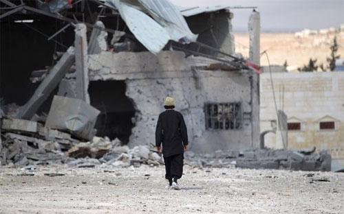 Thị trấn Babila của Syria bị cho là dính bom không kích của Nga hôm thứ Tư tuần này - Ảnh: Reuters/NYT.<br>