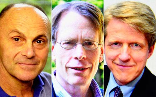 Các học giả Eugene Fama, Lars Peters Hansen, và Robert Shille, ba chủ nhân của giải Nobel Kinh tế 2013 - Ảnh: WSJ. 