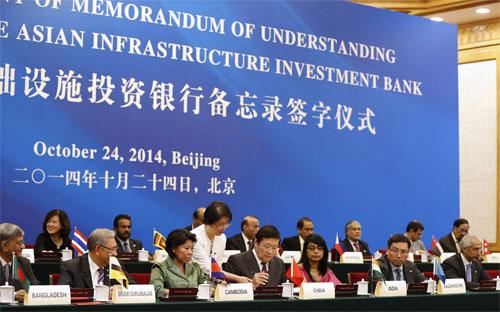 Lễ ký biên bản ghi nhớ thành lập AIIB ở Bắc Kinh, Trung Quốc hôm 24/10/2014.<br>