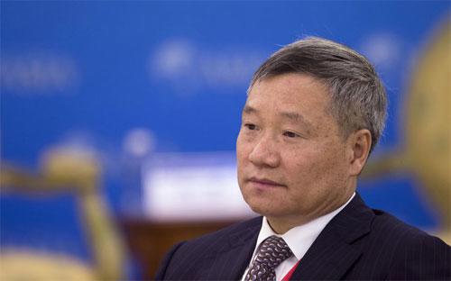 Ông Xiao Gang, Chủ tịch Ủy ban Điều tiết chứng khoán Trung Quốc (CSRC) - Ảnh: Bloomberg.<br>