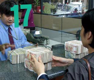 Nếu ngân hàng thương mại cần huy động vốn để cho vay thì có thể chiết khấu các hợp đồng cho vay với ngân hàng trung ương hoặc trực tiếp vay vốn từ ngân hàng trung ương - Ảnh: Việt Tuấn.