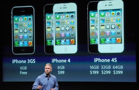 Mặc dù bị nhiều chuyên gia công nghệ đánh giá thấp, nhưng sức tiêu thụ của iPhone 4S vẫn đáng kinh ngạc.