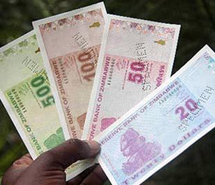 Mẫu tiền mới phát hành của Zinbabwe - Ảnh: AFP.