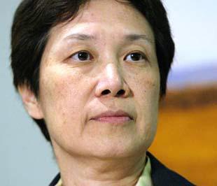 Năm nay 55 tuổi, bà Ho đã nắm vị trí giám đốc điều hành (CEO) của Temasek - quỹ đầu tư nhà nước trị giá 130 tỷ USD của quốc đảo Sư tử - trong 5 năm.
