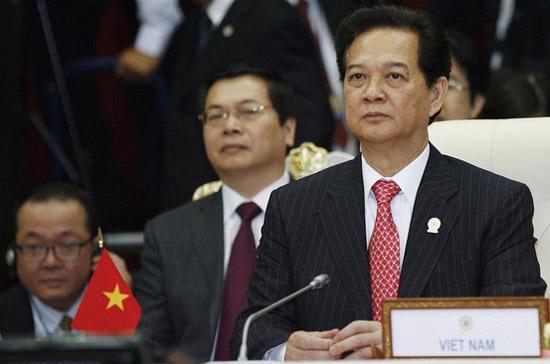 Thủ tướng Nguyễn Tấn Dũng cho biết, Chính phủ Việt Nam hiện đang tập trung vào vấn đề xác định phạm vi và quy mô của khu vực kinh tế nhà nước - Ảnh: AFP.