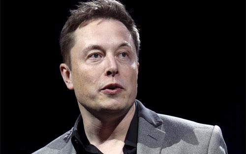 Tỷ phú Elon Musk, CEO hãng xe điện Tesla.<br>