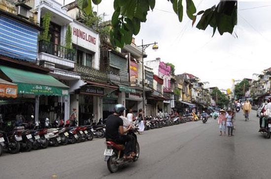 Khung giá đất tại các tuyến phố Hàng Ngang, Hàng Đào vẫn giữ mức 81 triệu đồng/m2.