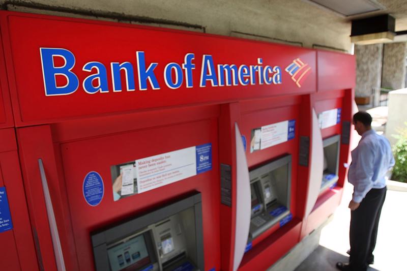 Một trạm ATM của ngân hàng Bank of America ở Mỹ.<br>