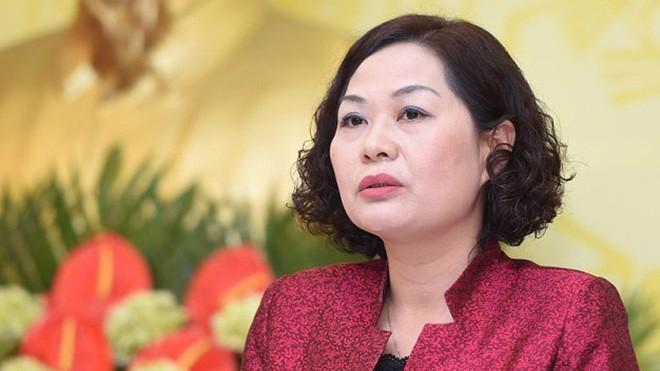 Phó thống đốc Nguyễn Thị Hồng khẳng định: Ngân hàng Nhà nước không có chỉ đạo nào về phân biệt khách hàng VIP và thông thường khi gửi tiền.