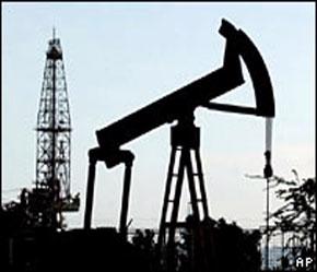 Các thành viên OPEC sẽ phải đau đầu hơn trong quyết định cắt giảm sản lượng hay không trong tình hình này.