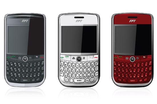 FPT F99 được nhận xét là khá giống với BlackBerry 8900.