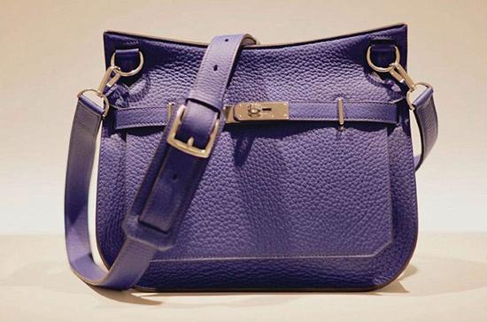 Túi xách Hermes nổi tiếng luôn có giá cao trên trời, trung bình dao động từ 5.000 USD đến 10.000 USD - Ảnh: Daily Mail.