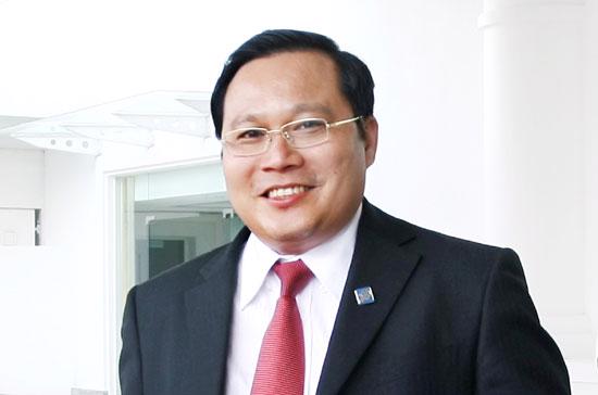 Ông Phan Huy Khang cũng sẽ là người đại diện pháp luật của Sacombank từ ngày 3/7/2012.