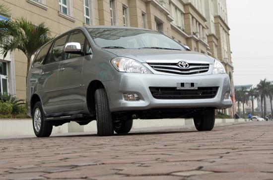 Innova luôn là mẫu xe bán chạy nhất của Toyota tại Việt Nam trong vài năm trở lại đây - Ảnh: Bobi.