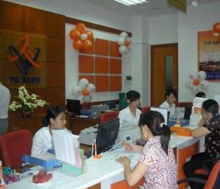 Giao dịch tại chi nhánh của PG Bank.