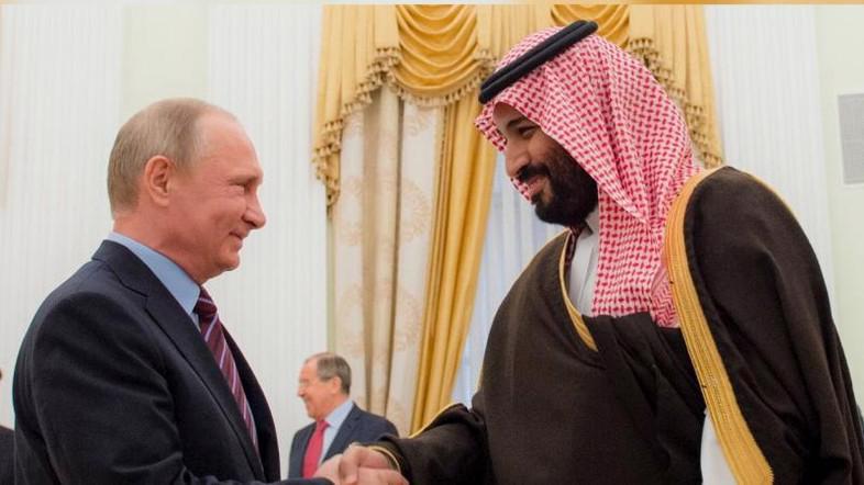 Tổng thống Nga Vladimir Putin (trái) và thái tử Saudi Arabia Mohammed bin Salman - Ảnh: Al Arabya.