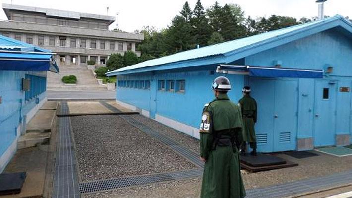 Làng đình chiến Bàn Môn Điếm thuộc khu phi quân sự (DMZ) giữa hai miền bán đảo Triều Tiên - Ảnh: CNBC.