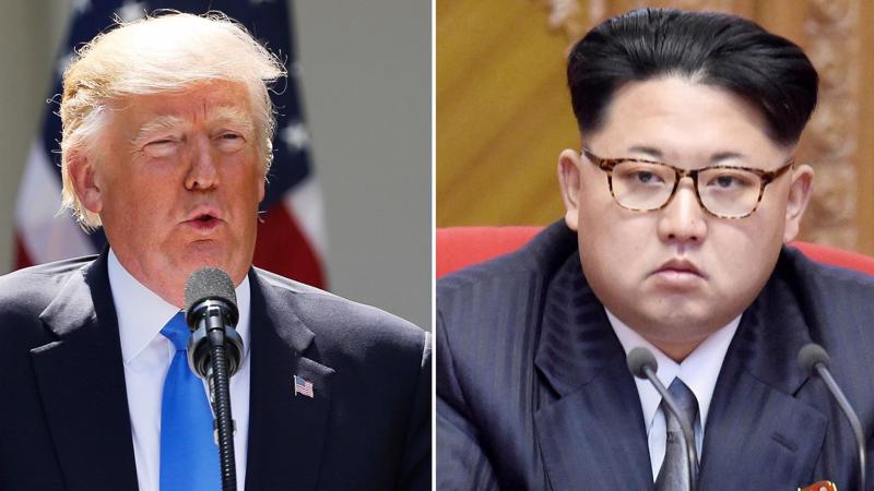 Tổng thống Mỹ Donald Trump (trái) và nhà lãnh đạo Triều Tiên Kim Jong Un.