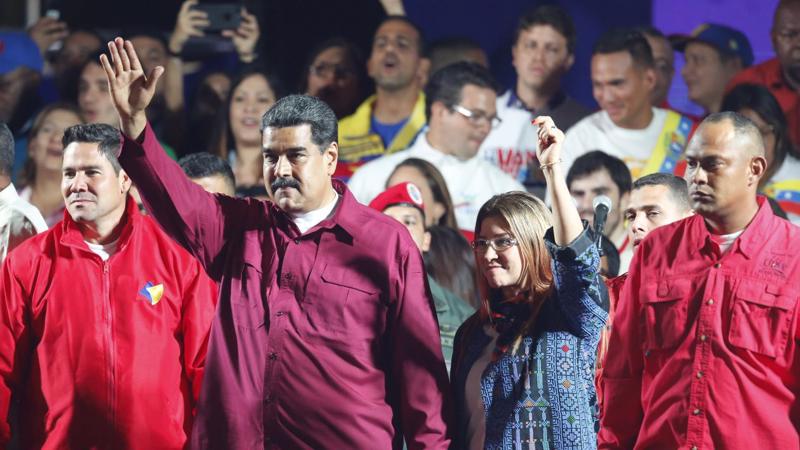 Ông Nicolas Maduro ăn mừng trúng cử nhiệm kỳ Tổng thống Venezuela thứ hai ngày 20/5 - Ảnh: AP/WSJ.