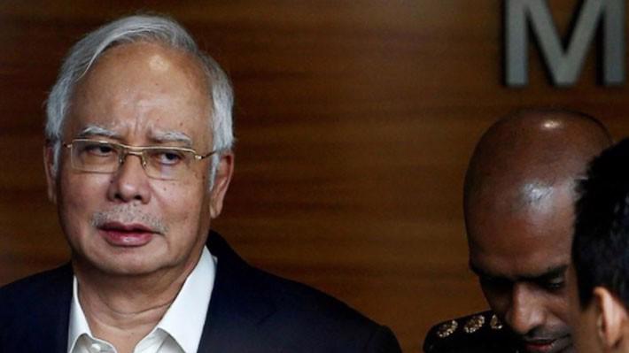 Cựu Thủ tướng Najib Razak của Malaysia tại cơ quan chống tham nhũng nước này hôm 24/5 - Ảnh: Reuters.