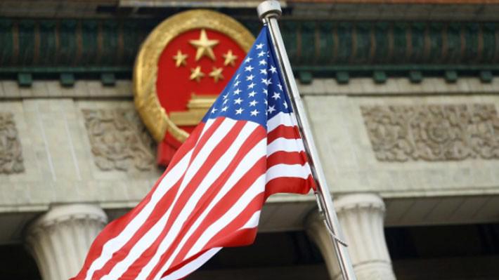 Cờ Mỹ trong một lễ đón ở thủ đô Bắc Kinh của Trung Quốc, tháng 11/2017 - Ảnh: Reuters.