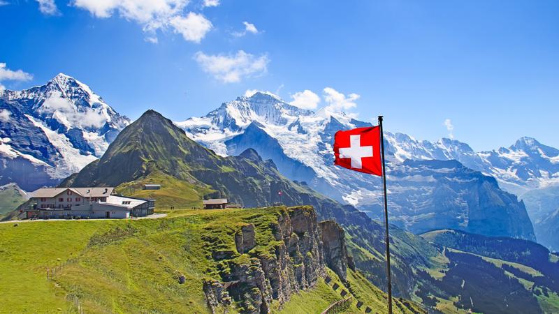 Lao động nước ngoài ở Thụy Sỹ nhận lương trung bình 203.000 USD/năm.