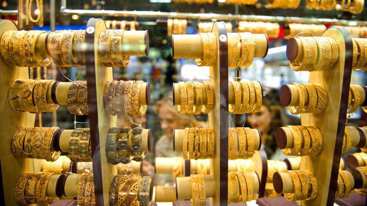 Bên trong một chợ vàng ở Dubai.