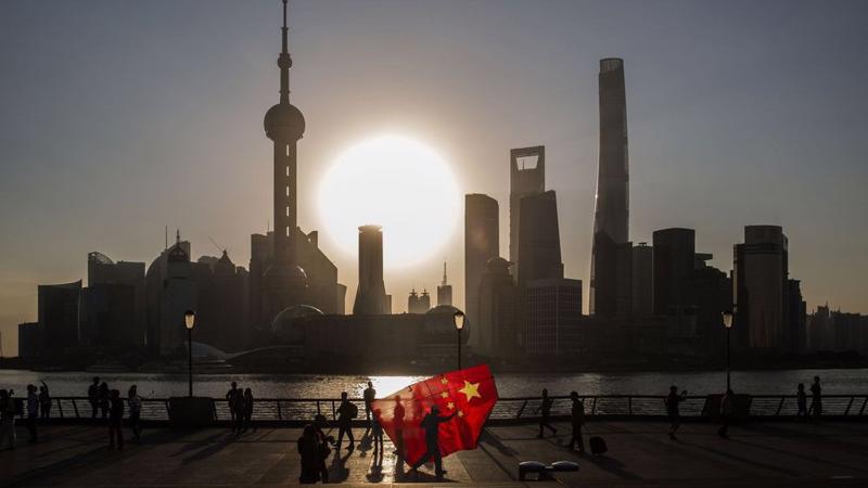 Trung Quốc đang chật vật xoay sở với sự giảm tốc kinh tế và chiến tranh thương mại với Mỹ - Ảnh: Bloomberg.
