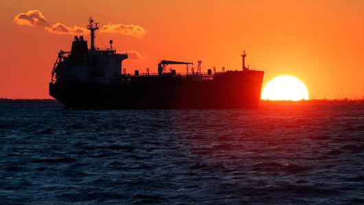 Một số thành viên OPEC cho rằng  thị trường dầu lửa sẽ đạt được sự cân bằng cung-cầu trong quý 1/2019 - Ảnh: Reuters.