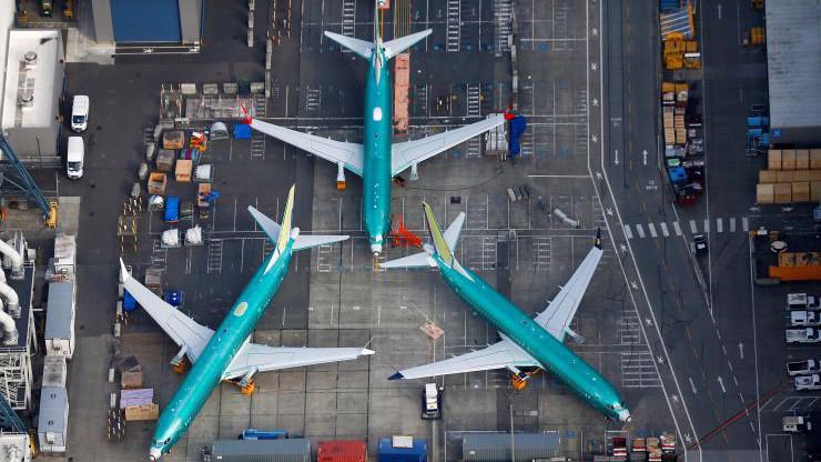 Máy bay Boeing 737 Max đang được lắp ráp trong nhà máy ở Renton, Washington, Mỹ, hôm 21/3 - Ảnh: Reuters/CNBC.