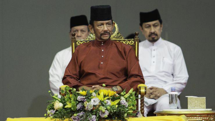 Nhà vua Hassanal Bolkiah của Brunei - Ảnh: Getty/CNBC.