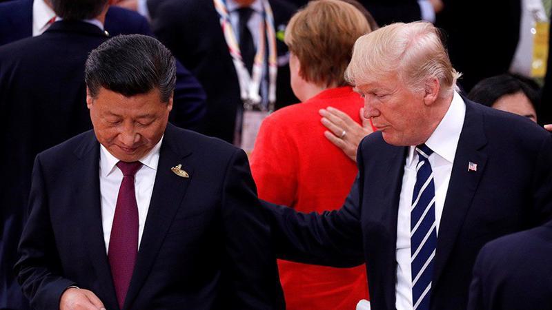 Chủ tịch Trung Quốc Tập Cận Bình (trái) và Tổng thống Mỹ Donald Trump tại thượng đỉnh G20 ở Hamburg, Đức, tháng 7/2017- Ảnh: Reuters.
