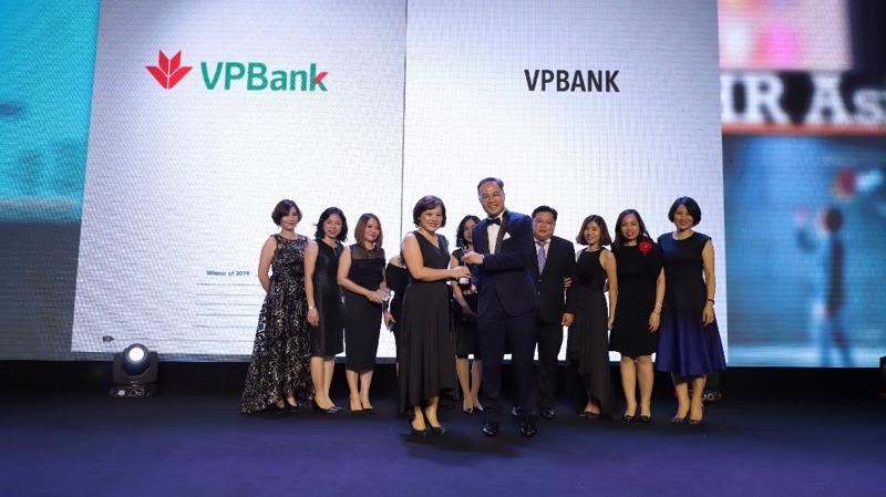 VPBank nhận giải thưởng "Nơi làm việc tốt nhất Châu Á" năm 2019.