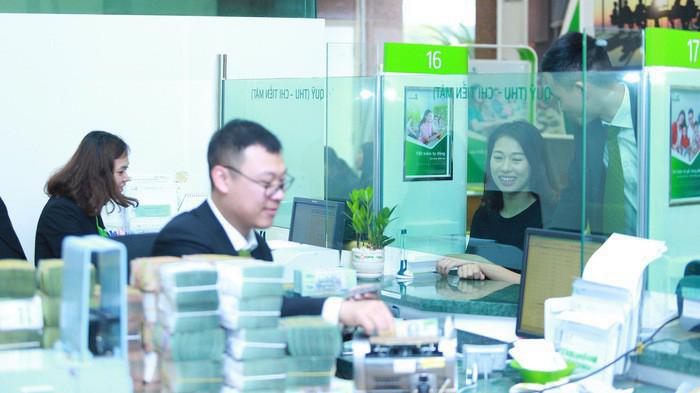 Khách hàng của Vietcombank có thể khóa thẻ tạm thời một cách nhanh chóng để đảm bảo an toàn bị thất lạc hoặc mất thẻ.