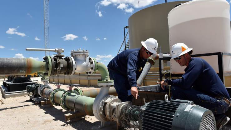 Một cơ sở dầu lửa ở vùng Permian Basin, bang Texas, Mỹ - Ảnh: Reuters/CNBC.