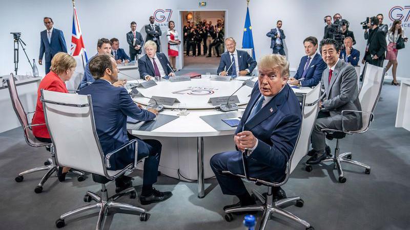 Các nhà lãnh đạo khối G7 tại Biarritz, Pháp, ngày 25/8 - Ảnh: Getty/Bloomberg.