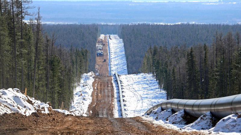 Đường ống Power of Siberia khi còn đang xây dựng - Ảnh: Gazprom/Bloomberg.