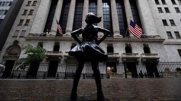 Tượng "Bé gái không sợ hãi" ("Fearless girl") đối diện Sở giao dịch chứng khoán New York (NYSE) - Ảnh: Reuters.