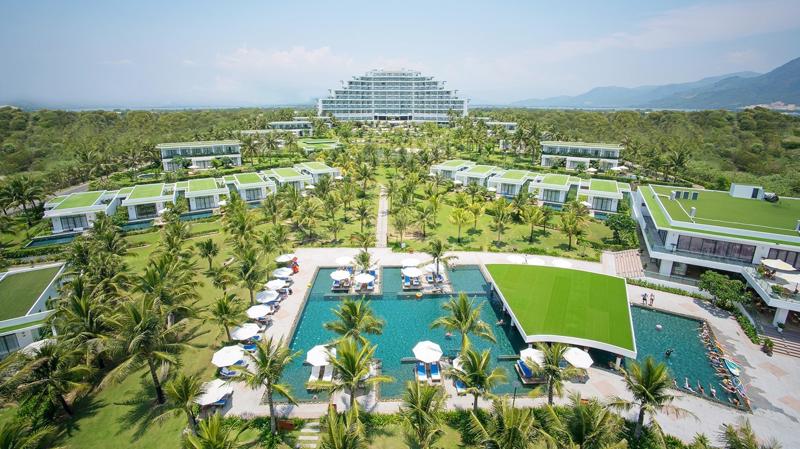 Cam Ranh Riviera Beach Resort & Spa thu hút đông đảo du khách nội địa với công suất buồng phòng lên tới 90%.