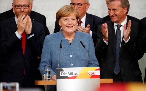 Dù tỷ lệ ủng hộ suy giảm, bà Merkel vẫn sẽ là một trong những nhà lãnh đạo cầm quyền lâu nhất ở châu Âu - Ảnh: Reuters.<br>