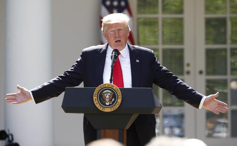 Tổng thống Mỹ Donald Trump phát biểu tại Vườn Hồng, Nhà Trắng ngày 1/6 - Ảnh: Reuters.<br>