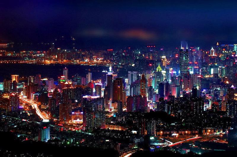 Thành phố Thẩm Quyến của Trung Quốc về đêm.<br>
