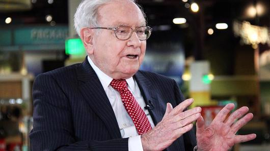 Nhà đầu tư, tỷ phú Warren Buffett - Ảnh: Getty/CNBC.<br>